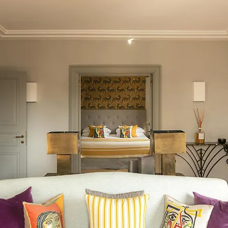 Hotel Rocco De Russie 5*