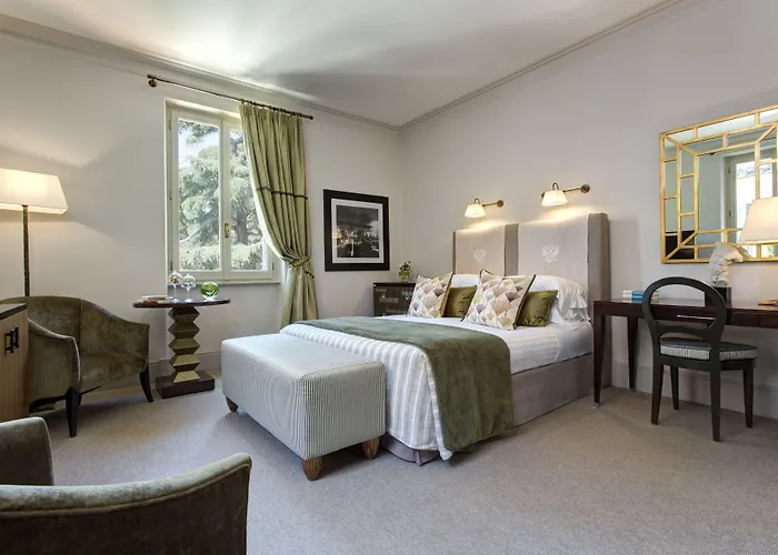 Hotel Rocco De Russie 5*