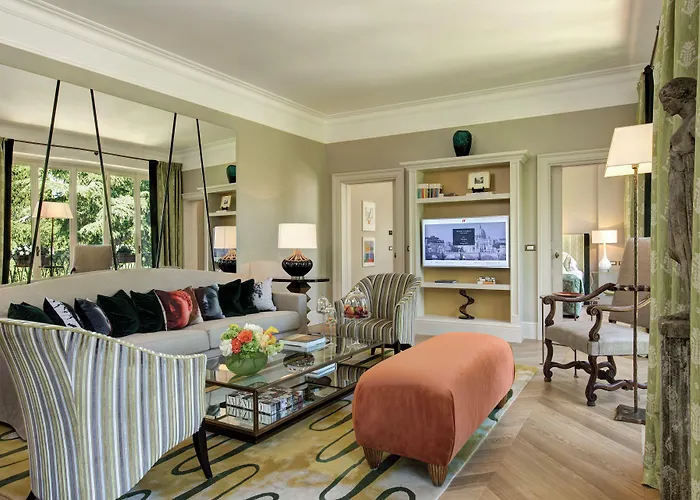 Hotel Rocco De Russie 5*