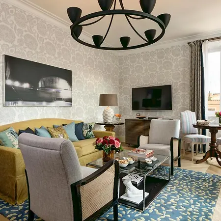 Rocco De Russie Otel