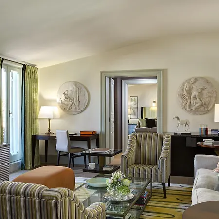 Rocco De Russie Otel 5*
