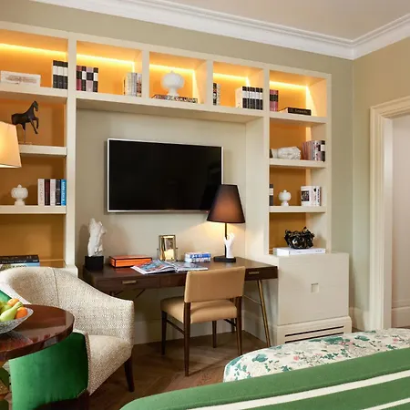 Rocco De Russie Otel 5*