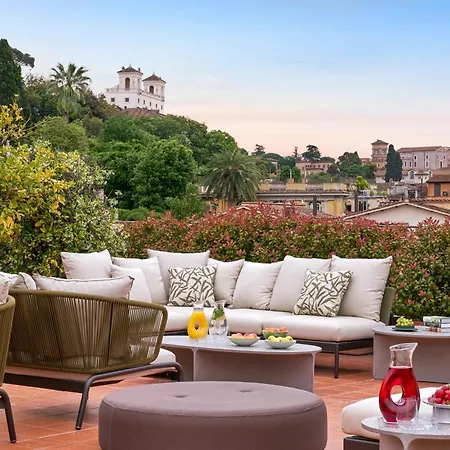 Otel Rocco De Russie