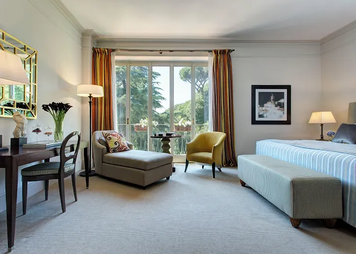 Rocco De Russie Hotel Rome