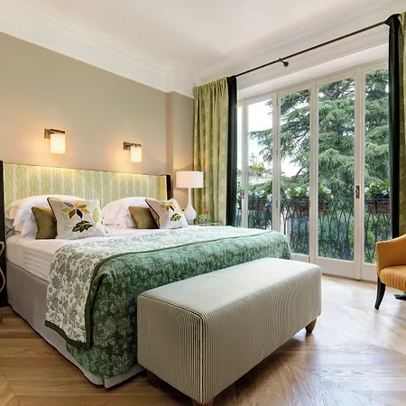 Rocco De Russie Szálloda 5*