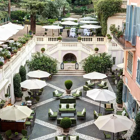 ホテル ロッコ フォルテ デ ルシエ