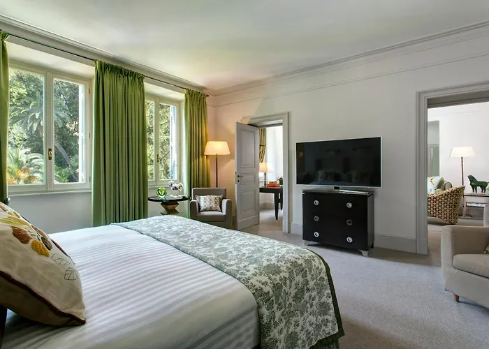 卢瑟罗科·福尔蒂酒店 5*